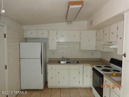 3926 E Mabel St, Tucson, AZ 85712 photo 9