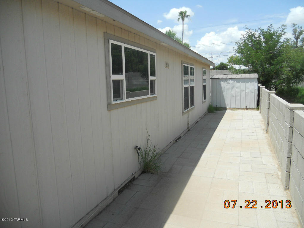 4087 E Spring Water Dr, Tucson, AZ 85706 photo 28