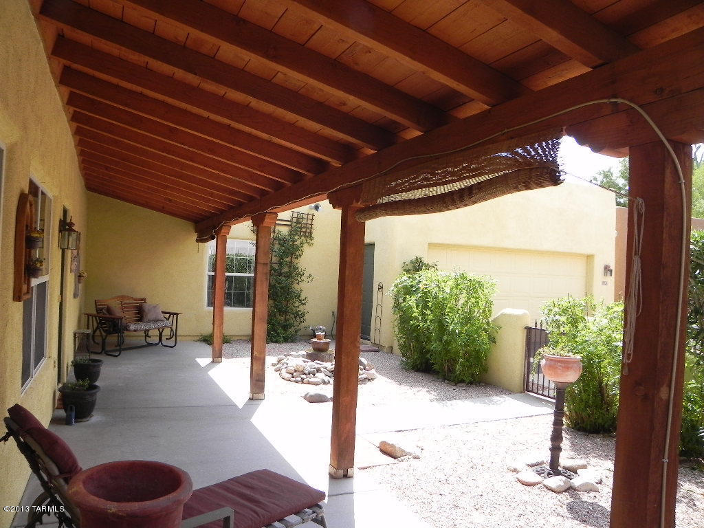 10345 E Conservation Ln, Tucson, AZ 85747 photo 2