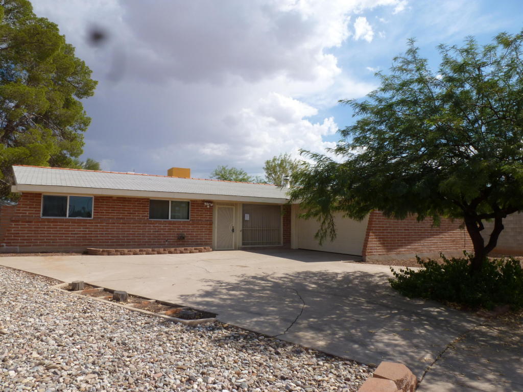 7602 E 35th St, Tucson, AZ 85710 photo 1