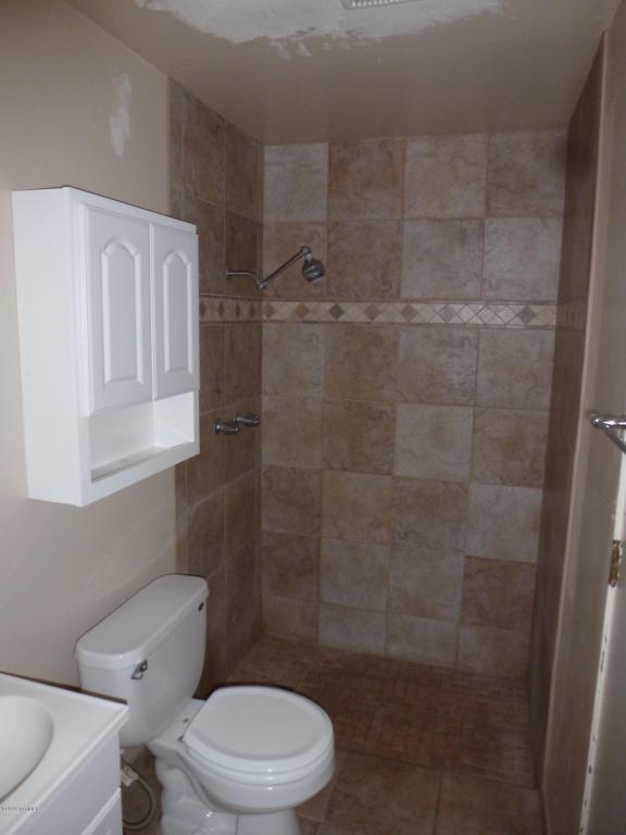 7602 E 35th St, Tucson, AZ 85710 photo 13