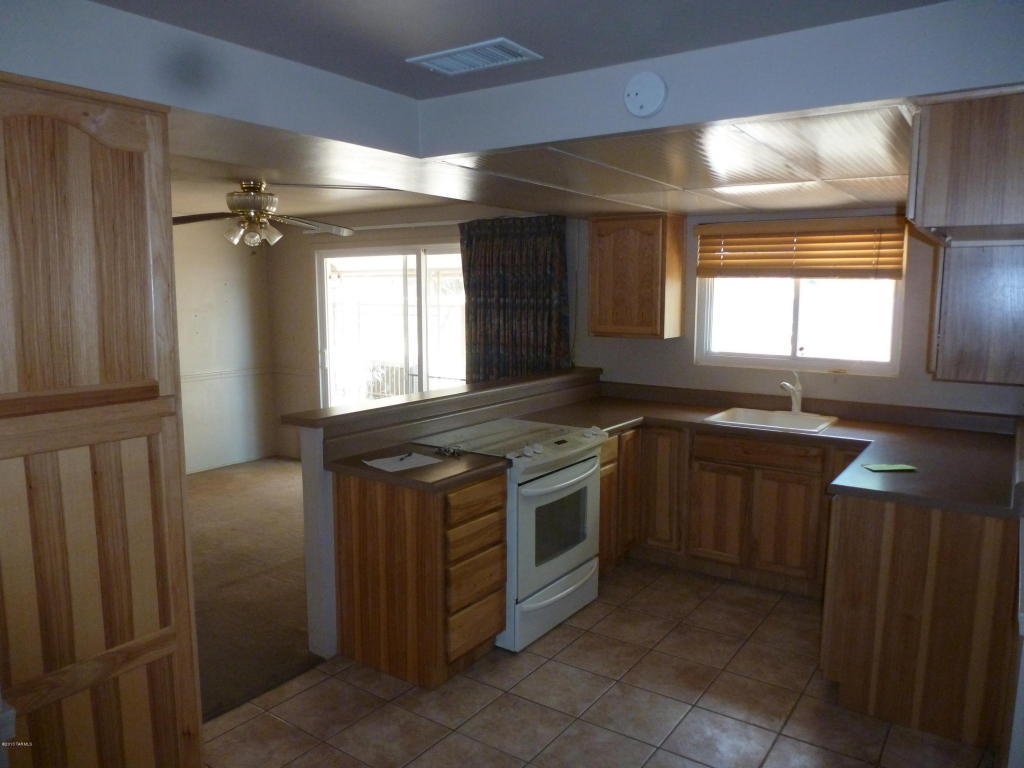 7602 E 35th St, Tucson, AZ 85710 photo 7