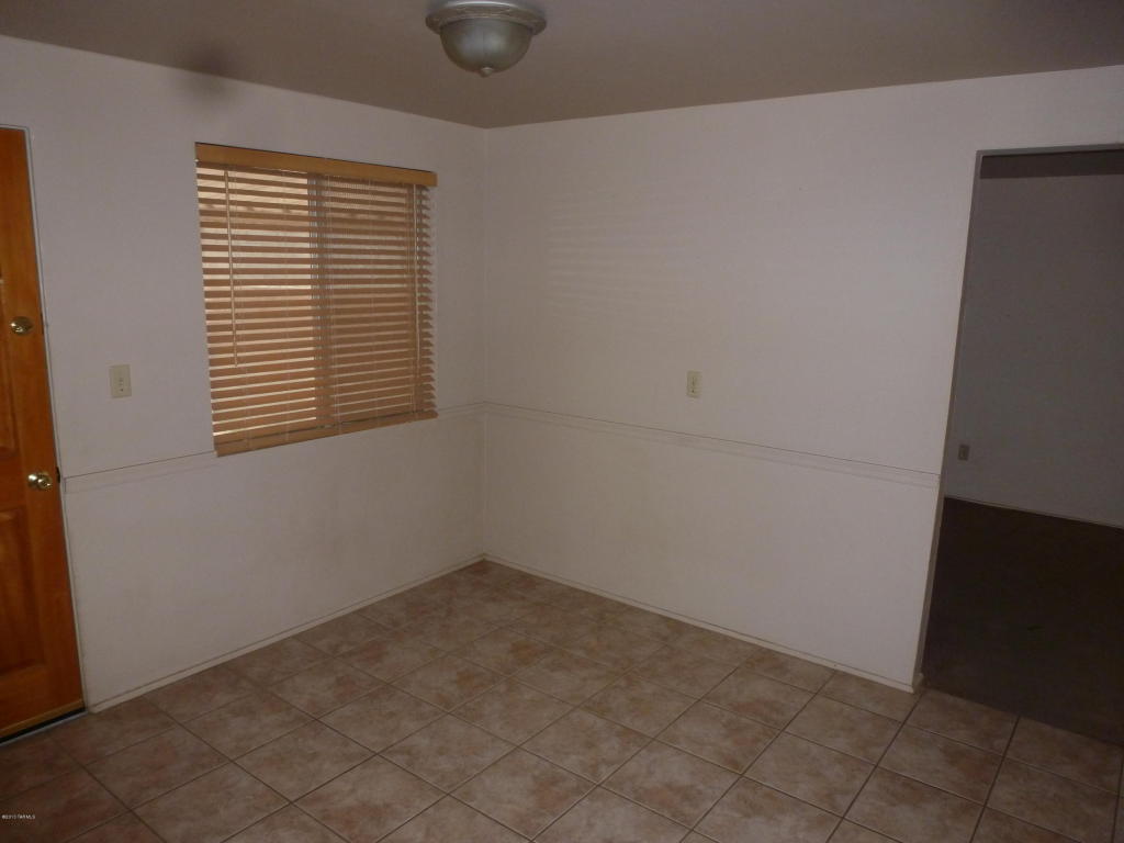 7602 E 35th St, Tucson, AZ 85710 photo 5