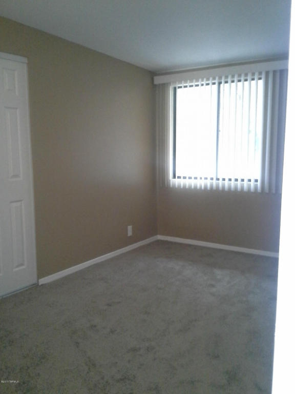 8137 E Baker Dr, Tucson, AZ 85710 photo 14