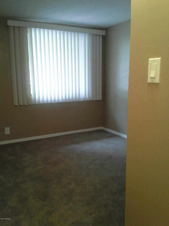 8137 E Baker Dr, Tucson, AZ 85710 photo 15
