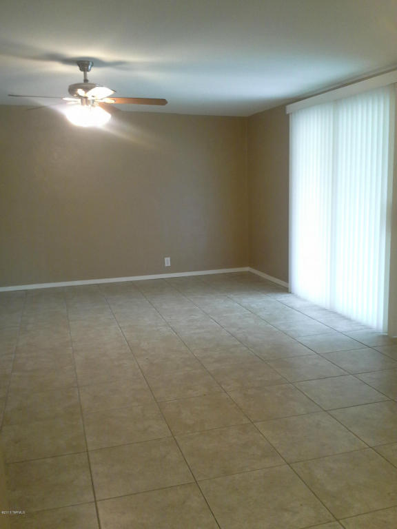 8137 E Baker Dr, Tucson, AZ 85710 photo 6
