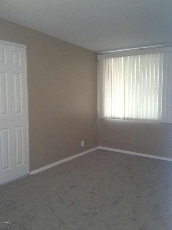8137 E Baker Dr, Tucson, AZ 85710 photo 11
