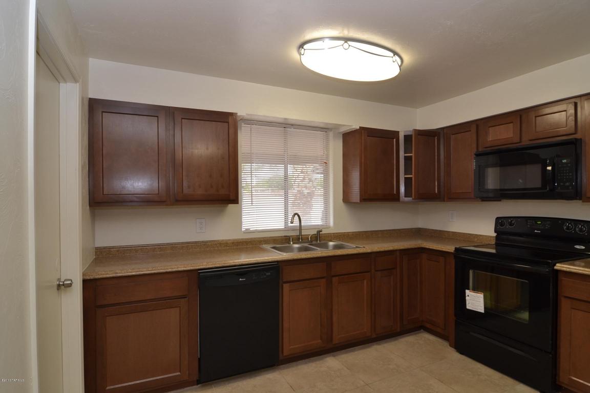 7322 E 19th St, Tucson, AZ 85701 photo 5