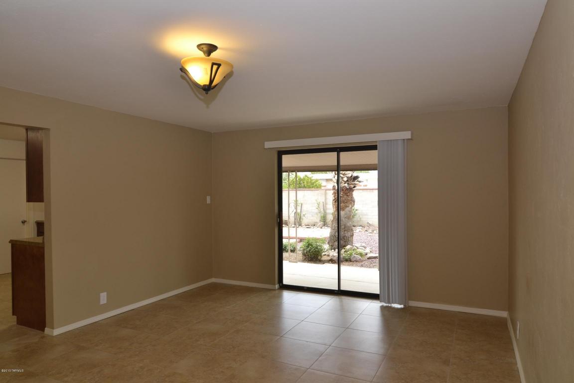 7322 E 19th St, Tucson, AZ 85701 photo 8