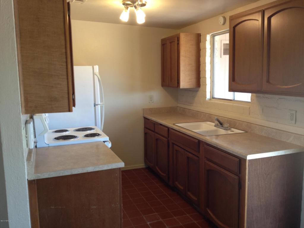 7611 E Apple Tree Dr, Tucson, AZ 85730 photo 5