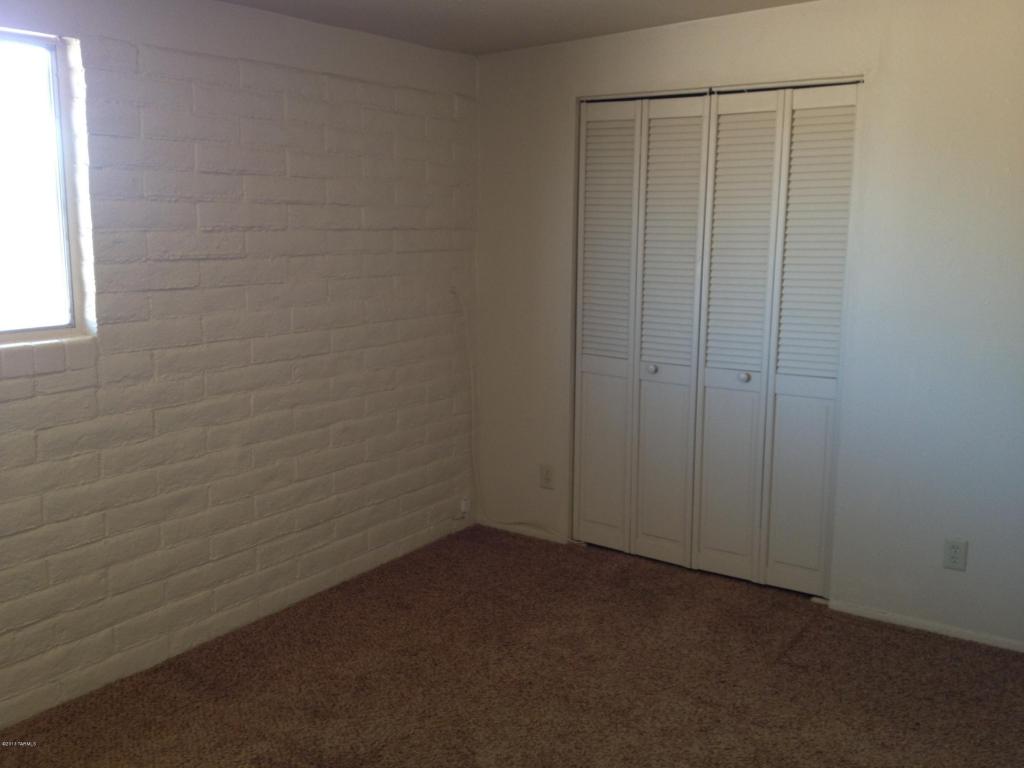 7611 E Apple Tree Dr, Tucson, AZ 85730 photo 11