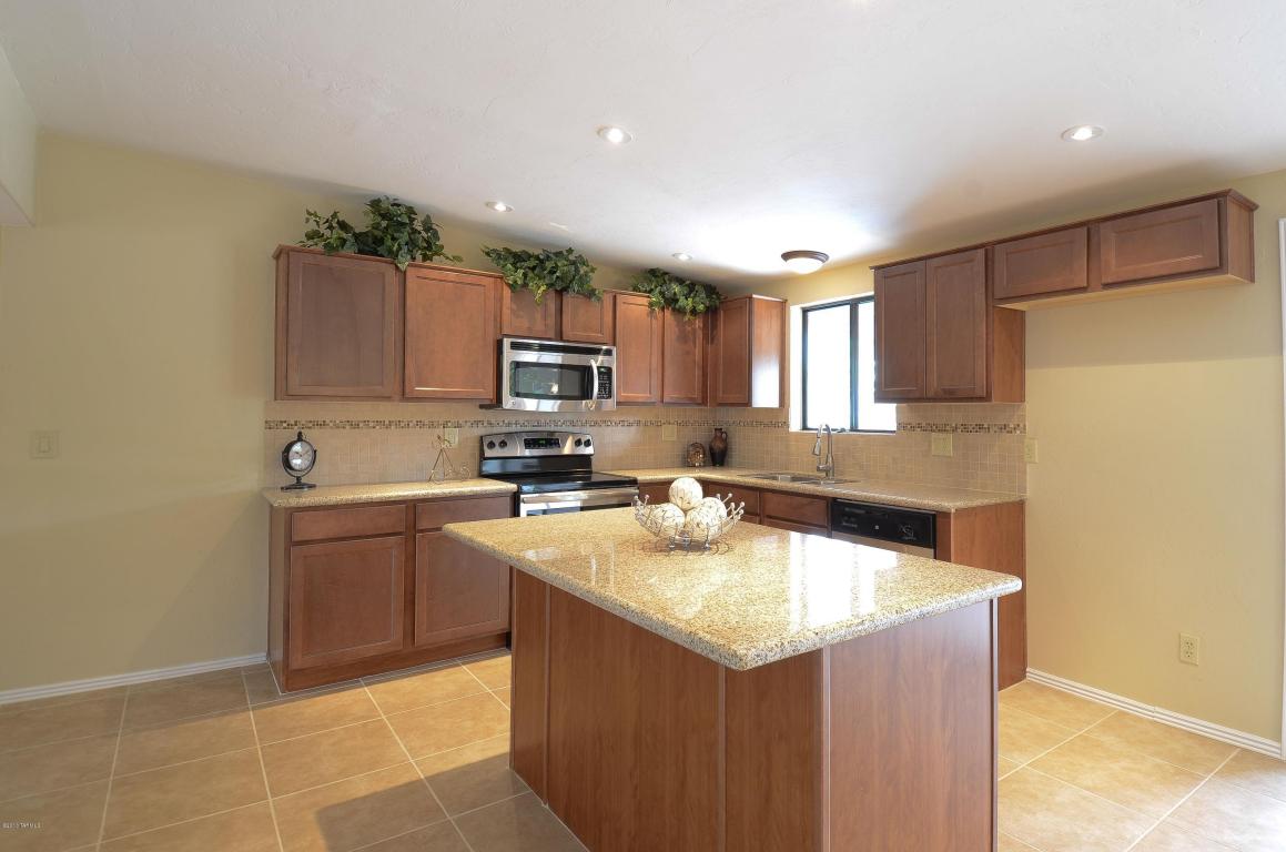 8970 E Millett Dr, Tucson, AZ 85710 photo 6
