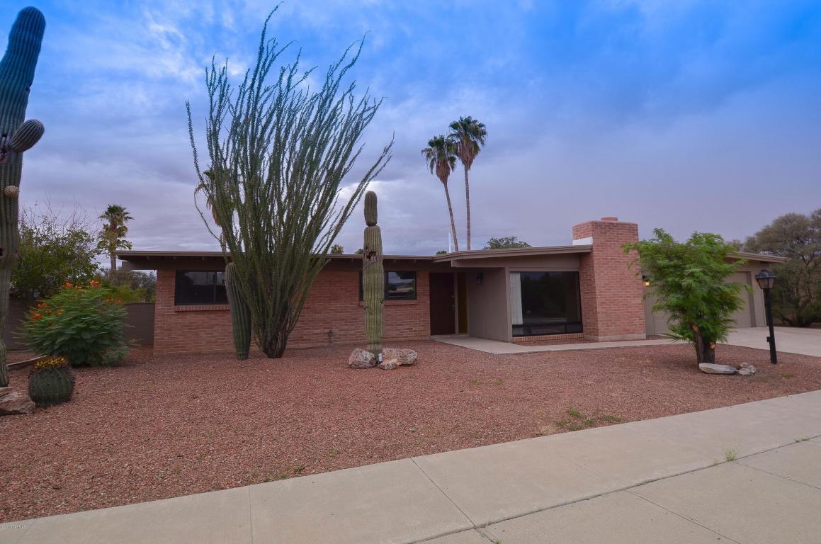 8970 E Millett Dr, Tucson, AZ 85710 photo 2