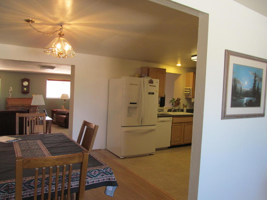 7612 E Persimmon Dr, Tucson, AZ 85730 photo 4