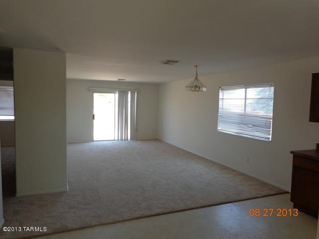 65 E Sublime St, Tucson, AZ 85706 photo 2