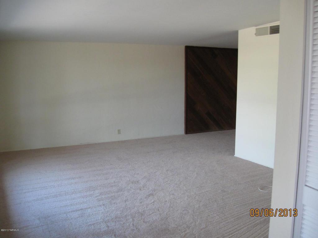 8148 E 3rd St, Tucson, AZ 85710 photo 3