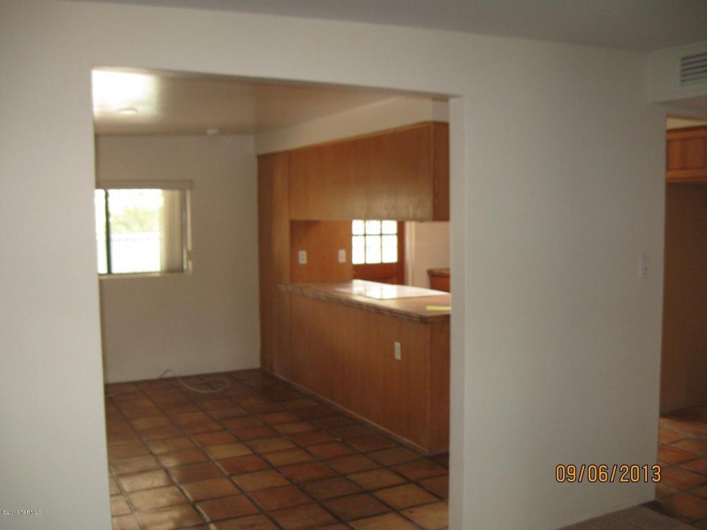 8148 E 3rd St, Tucson, AZ 85710 photo 6