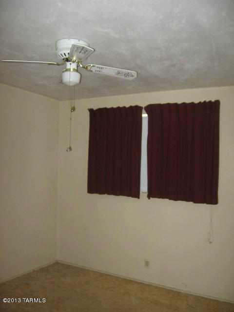 7233 E 34th St, Tucson, AZ 85710 photo 8