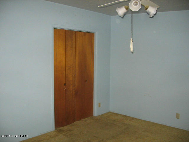 7233 E 34th St, Tucson, AZ 85710 photo 9