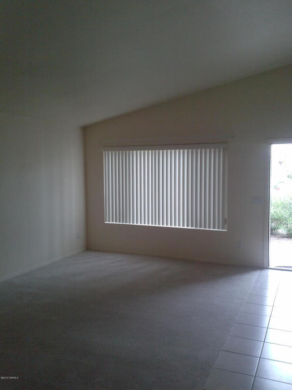 10232 E Gray Hawk Dr, Tucson, AZ 85730 photo 2