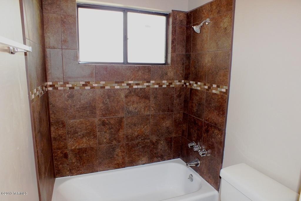 5758 E 4th St, Tucson, AZ 85711 photo 25
