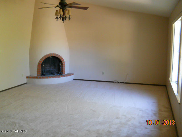 9600 E Vicks Pl, Tucson, AZ 85748 photo 4
