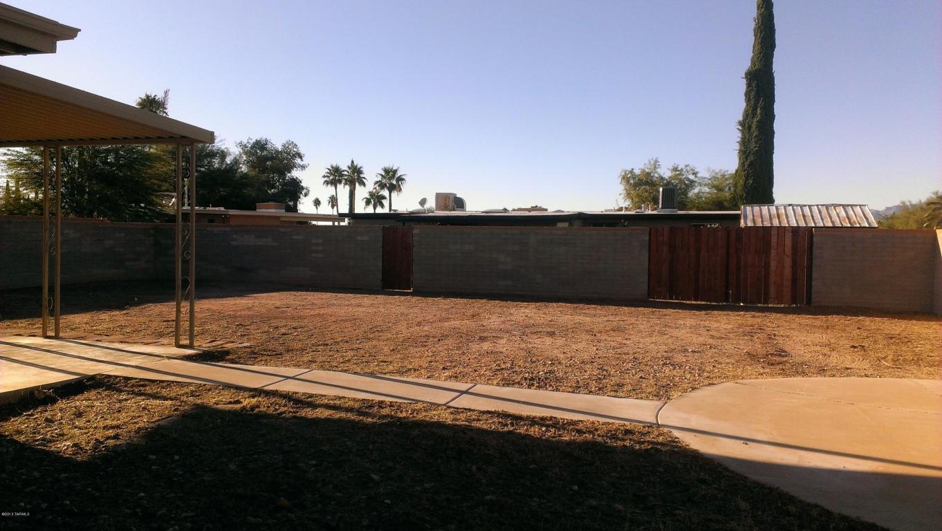 7451 E Brooks Dr, Tucson, AZ 85730 photo 8