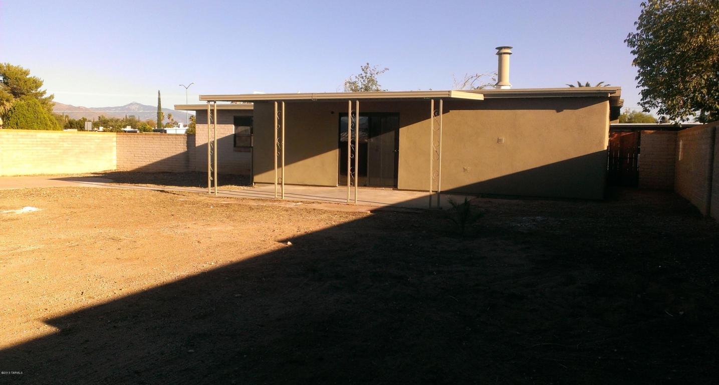 7451 E Brooks Dr, Tucson, AZ 85730 photo 9