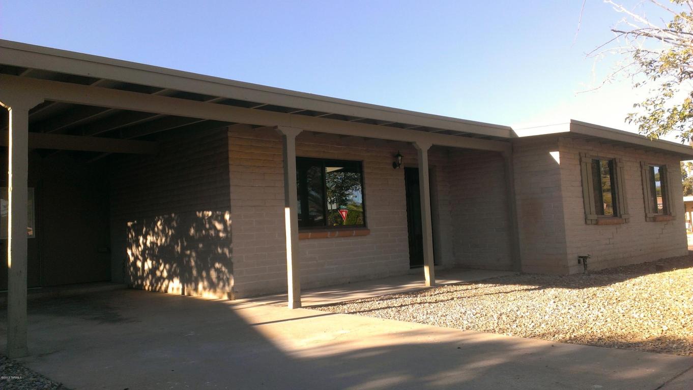 7451 E Brooks Dr, Tucson, AZ 85730 photo 4