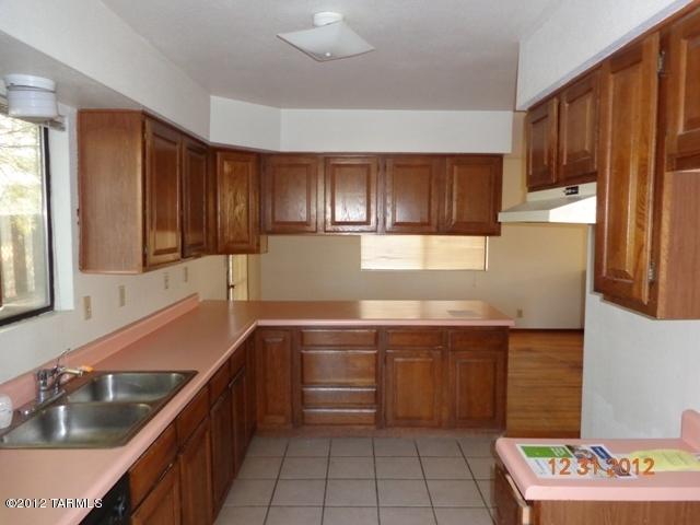 4814 E 3rd St, Tucson, AZ 85711 photo 4