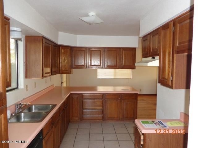 4814 E 3rd St, Tucson, AZ 85711 photo 3