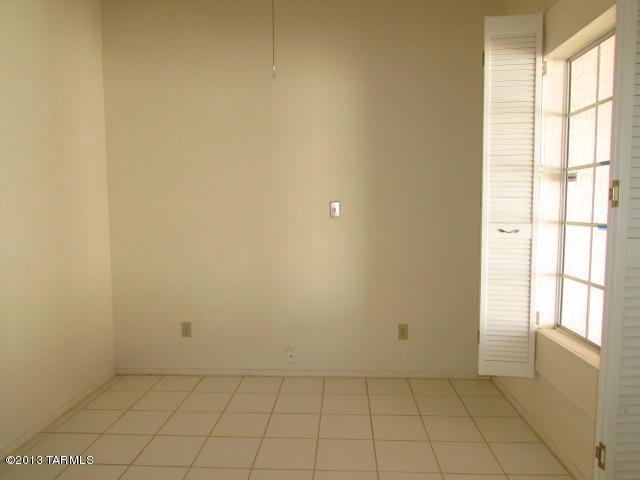 5421 S Wembley Rd, Tucson, AZ 85746 photo 12
