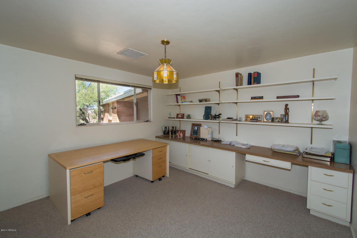 5476 E River Rd, Tucson, AZ 85718 photo 26