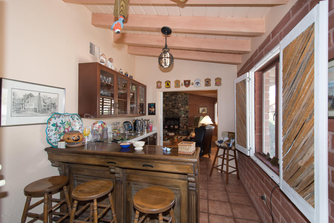 5476 E River Rd, Tucson, AZ 85718 photo 17