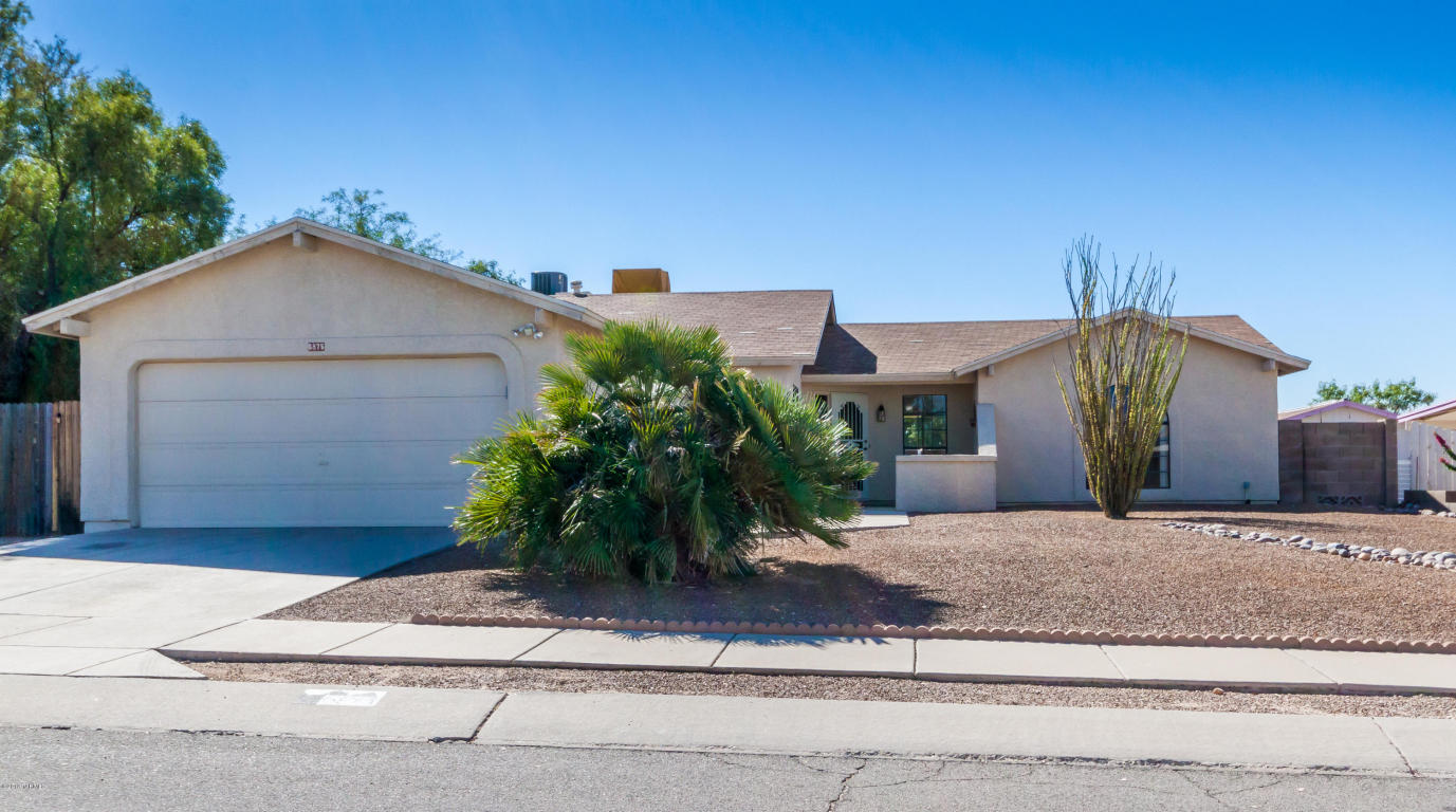 6875 N De Chelly Loop, Tucson, AZ 85741 photo 1
