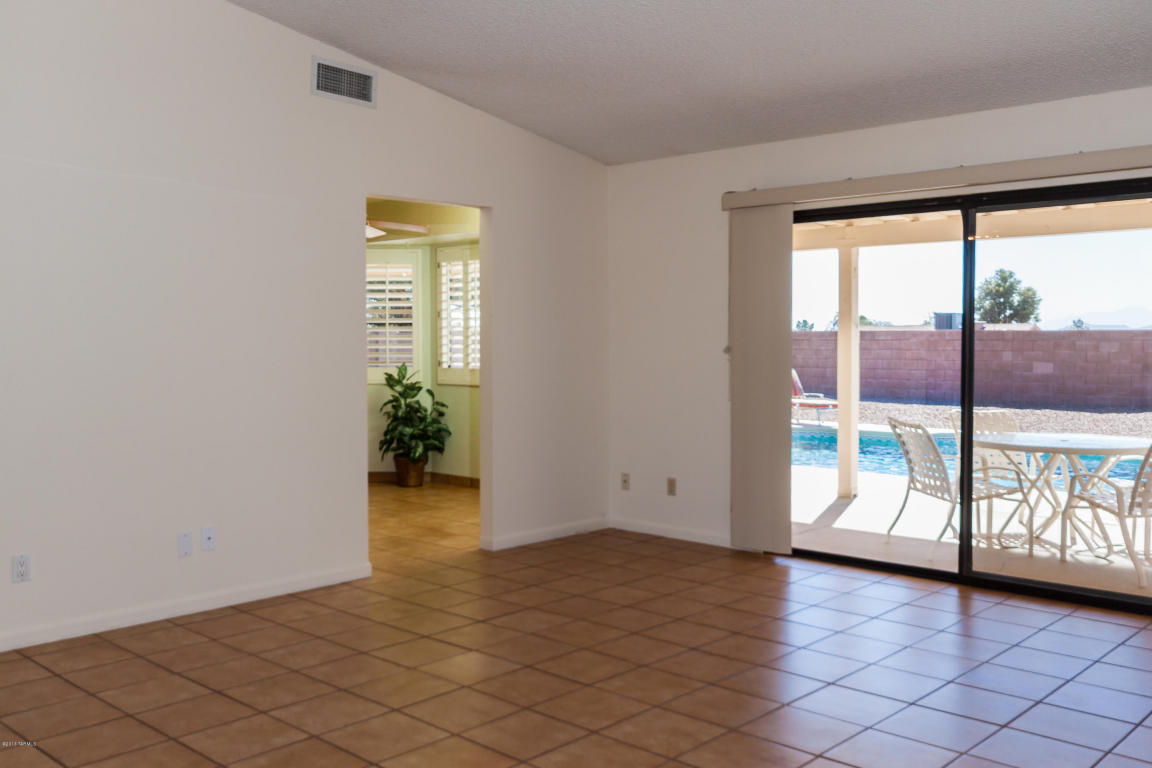 6875 N De Chelly Loop, Tucson, AZ 85741 photo 6