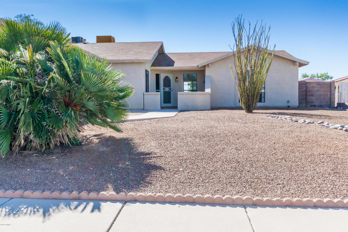 6875 N De Chelly Loop, Tucson, AZ 85741 photo 2