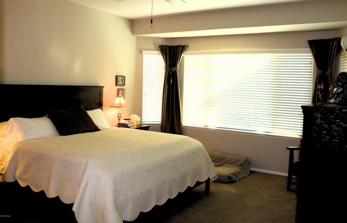 13922 E Carruthers St, Vail, AZ 85641 photo 4