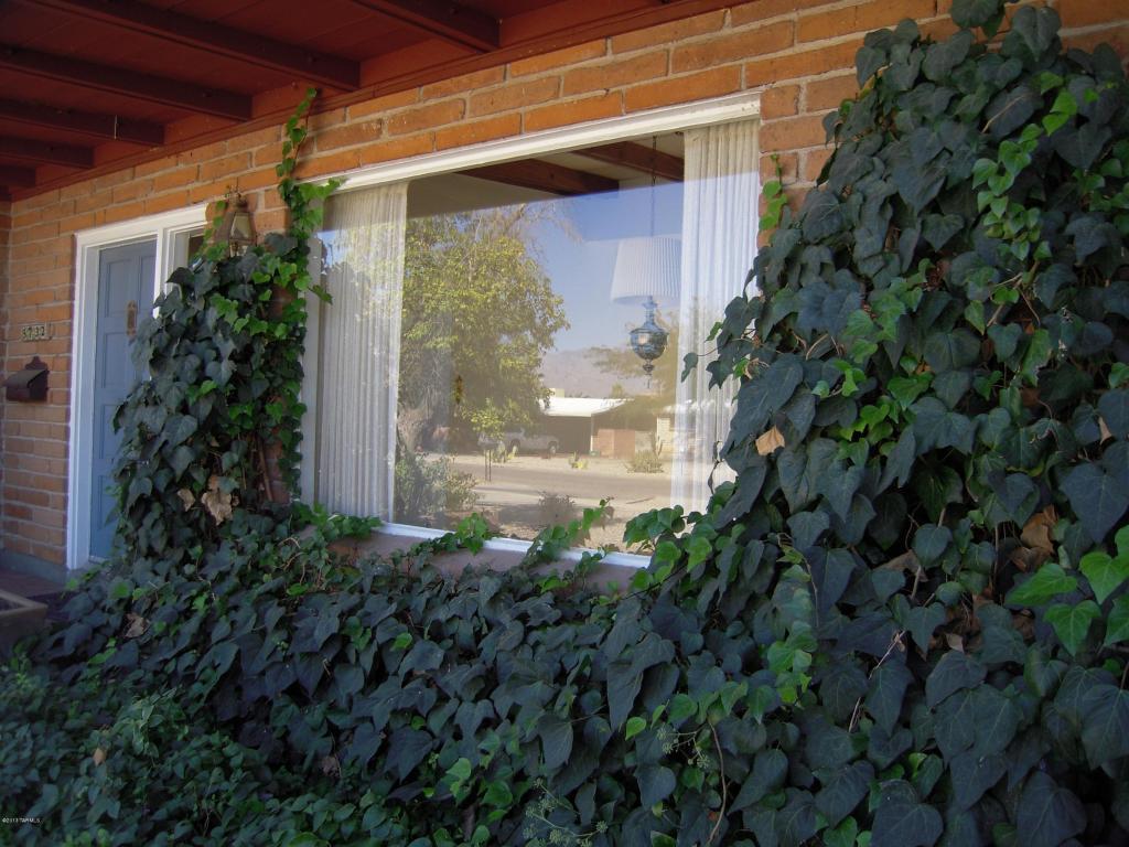 5732 E 3rd St, Tucson, AZ 85711 photo 3