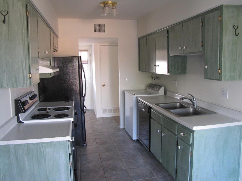 8024 E Beverly St, Tucson, AZ 85710 photo 6