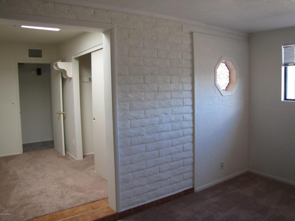 8024 E Beverly St, Tucson, AZ 85710 photo 9
