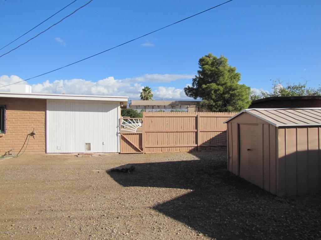 8024 E Beverly St, Tucson, AZ 85710 photo 11