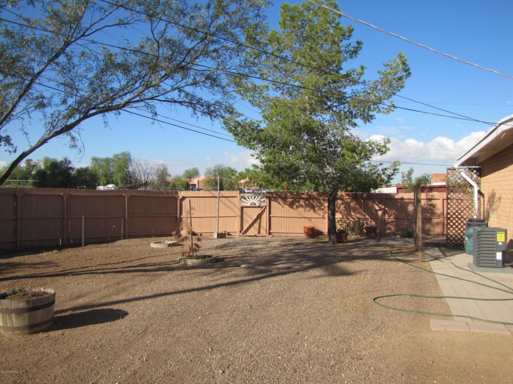 8024 E Beverly St, Tucson, AZ 85710 photo 10
