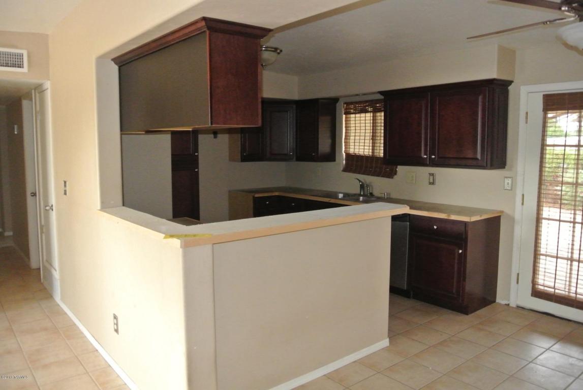 8625 E Ruby Dr, Tucson, AZ 85730 photo 7