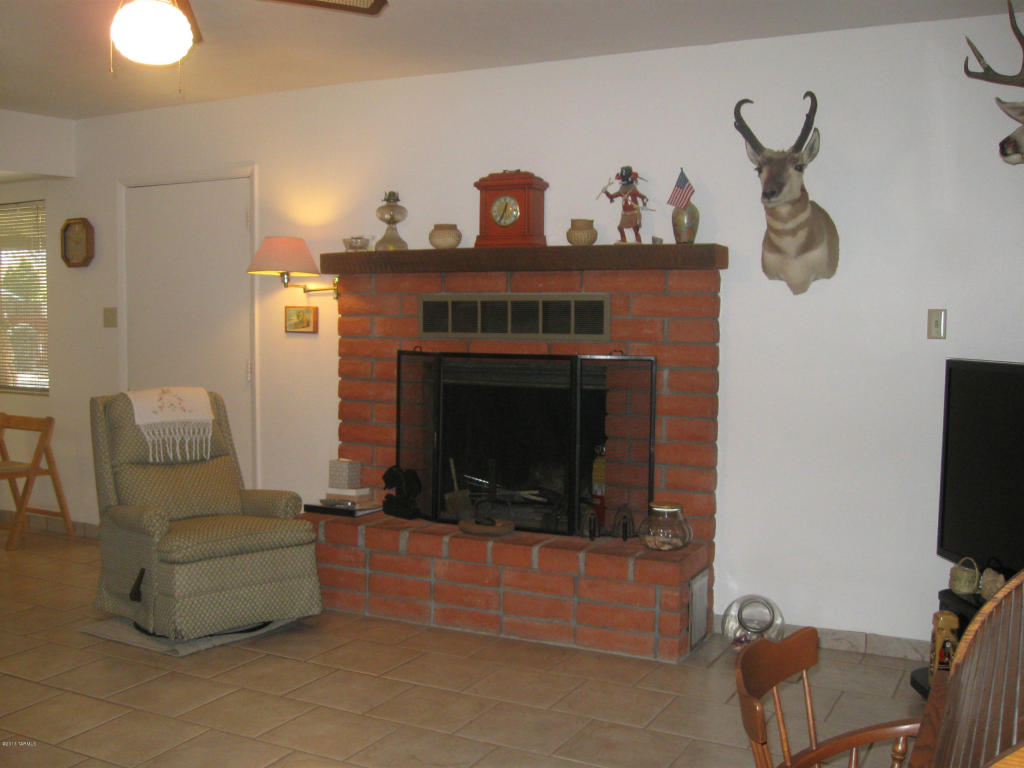 815 W Palomas Dr, Willcox, AZ 85643 photo 1