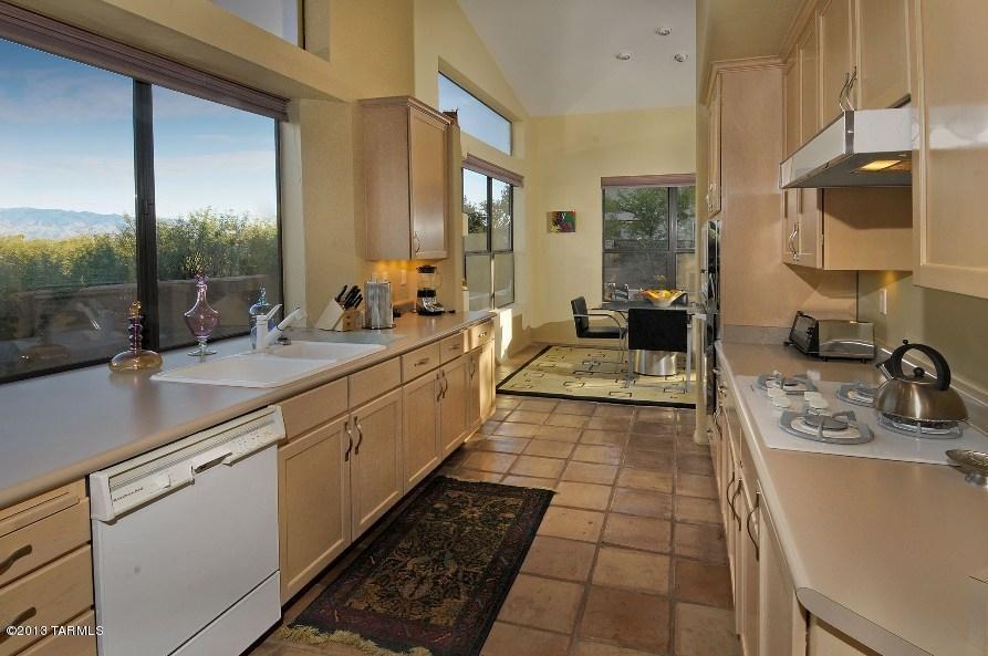 7092 E Chipmunk Ct, Tucson, AZ 85750 photo 6