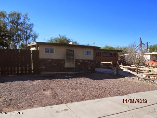 7218 E Sylvane Dr, Tucson, AZ 85710 photo 2