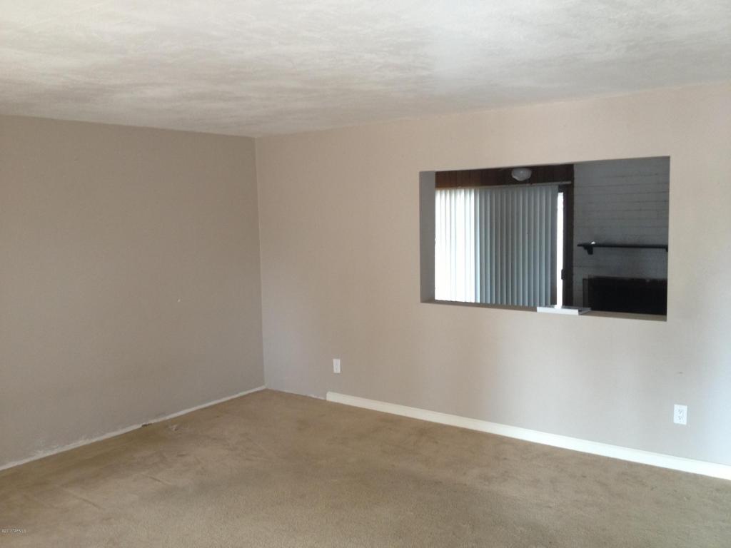 5951 E Sylvane St, Tucson, AZ 85711 photo 4