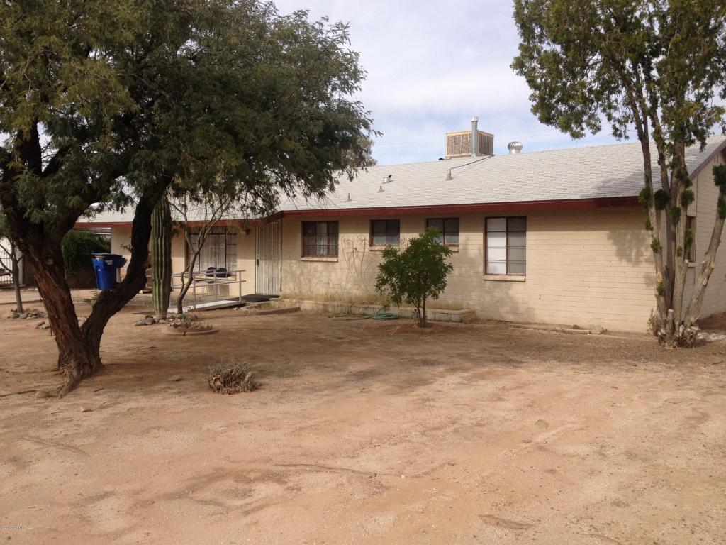 5951 E Sylvane St, Tucson, AZ 85711 photo 2