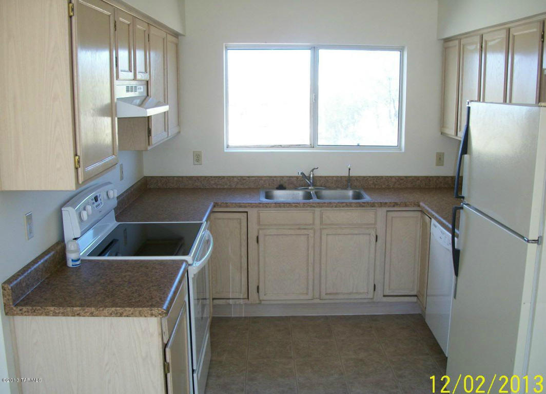 2722 E Calle Bacardi, Vail, AZ 85641 photo 3
